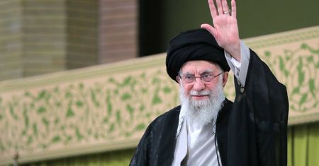 Ajatollah Chamenei zagroził Izraelowi i USA "miażdżącą odpowiedzią"