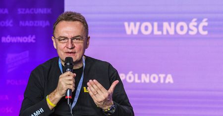 "Nie pomaga". Lawina komentarzy po tym, co zrobił mer Lwowa