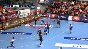 PGNiG Superliga. Bramkarz PGE Vive Kielce przyjął potężny rzut piłką na twarz (wideo)