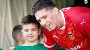 Cudowna historia chłopca, który pokonał raka. Polski bramkarz wspierał go w walce