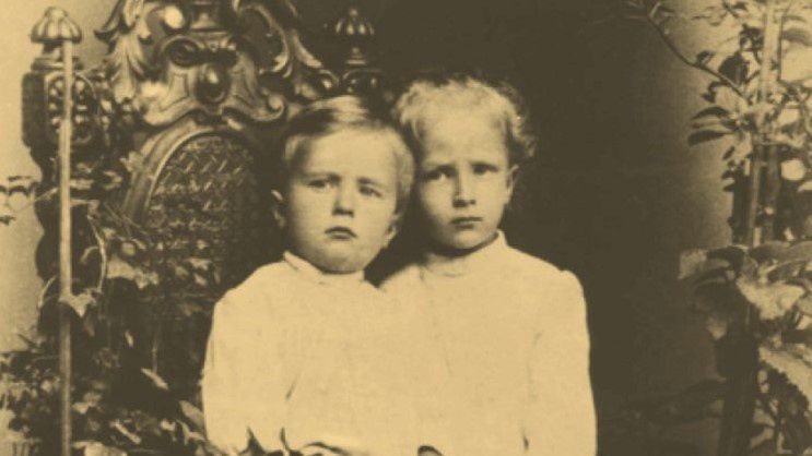 Kazimiera i Barbara na zdjęciu wykonanym około 1892 roku