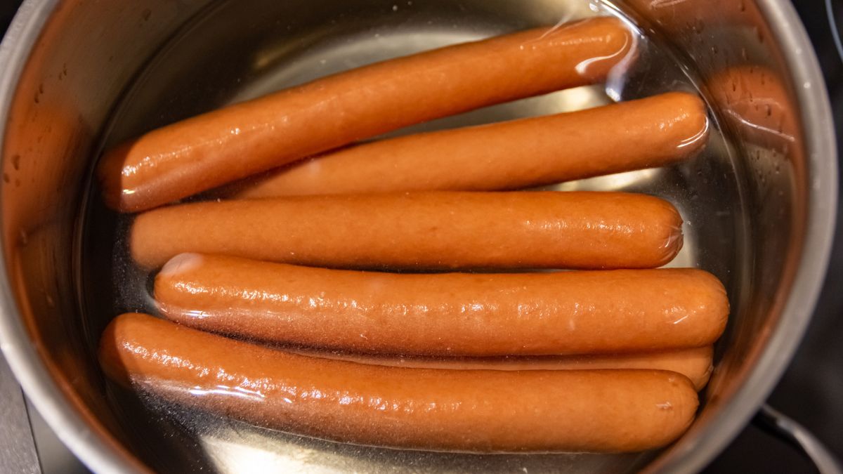 Parówki w garnku