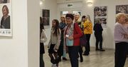 Legnica: "Gdzie mieszkasz? Po sąsiedzku?" na fotograficznym wernisażu