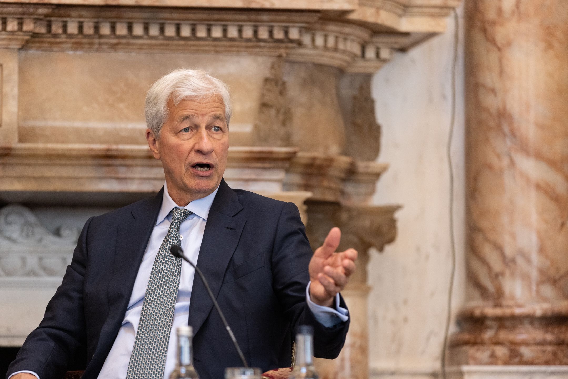 Prezes JPMorgan Jamie Dimon ostrzega Europę