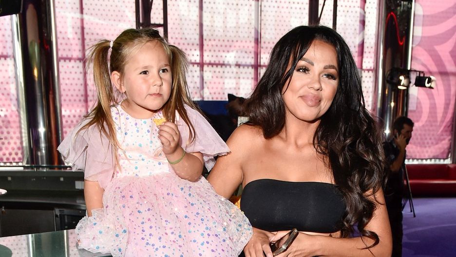 Sylwia Bomba z córką Antoniną