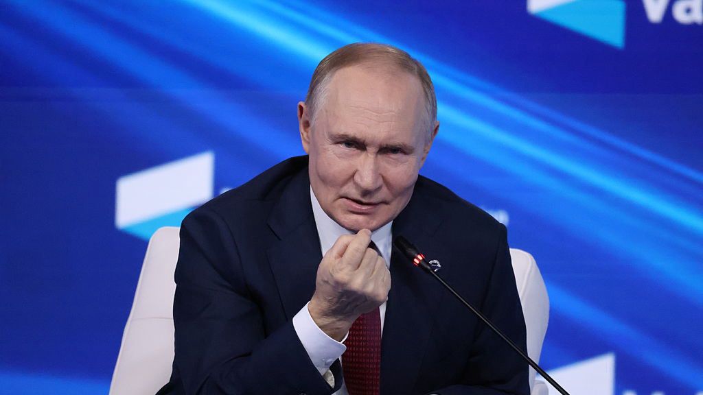 Władimir Putin podczas "Wałdaju"