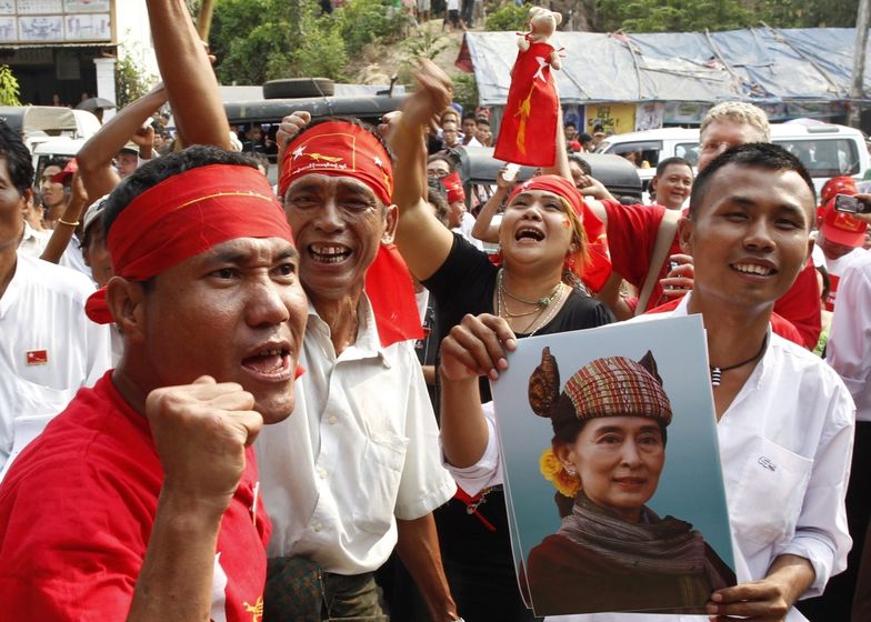 Aung San Suu Kyi zdobyła mandat do parlamentu