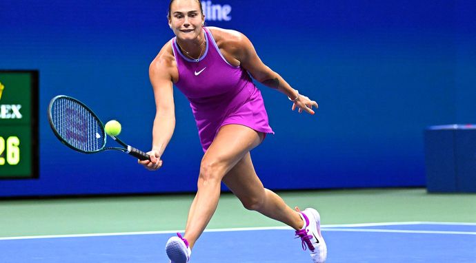 Tenis: Turniej WTA Finals w Rijadzie - mecz fazy grupowej gry pojedynczej: Aryna Sabalenka - Jelena Rybakina