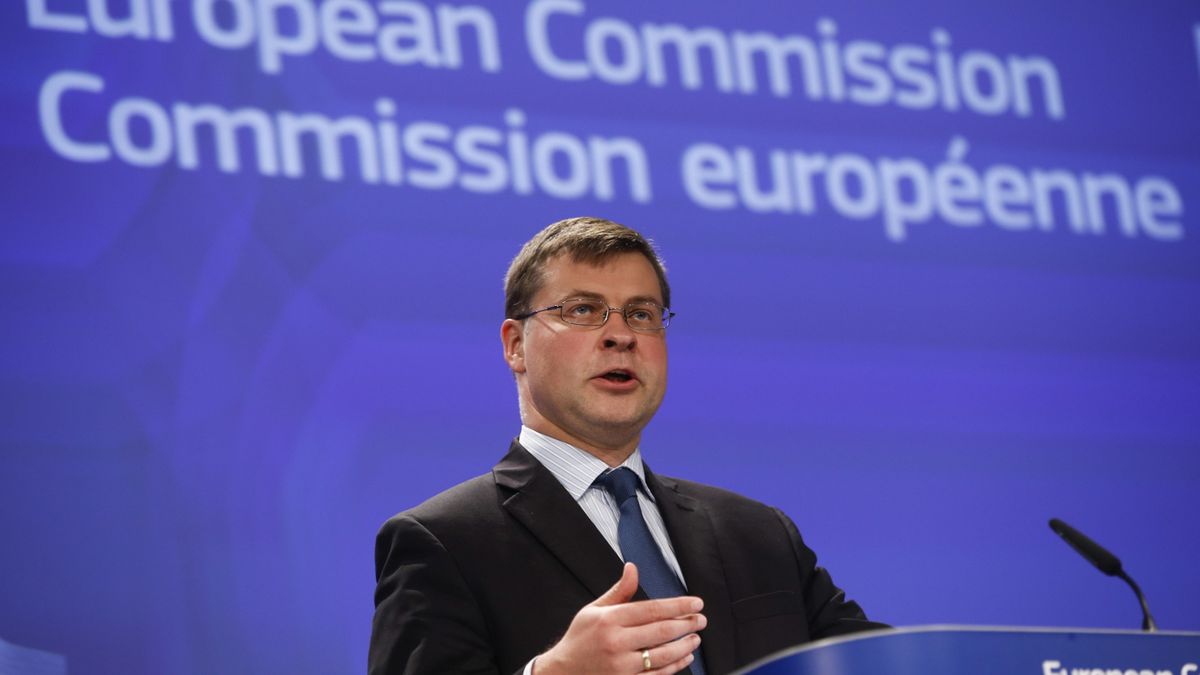 Wiceprzewodniczący KE Valdis Dombrovskis.