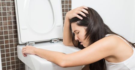 10 naturalnych sposobów na pozbycie się porannych mdłości