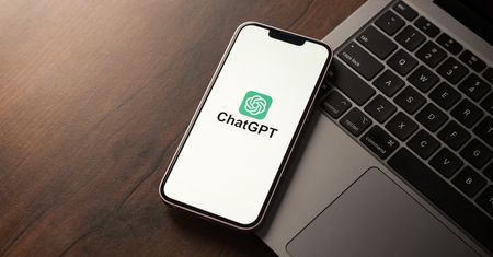 ChatGPT jest naprawdę dobry w fałszowaniu paragonów. OpenAI: To wolność twórcza