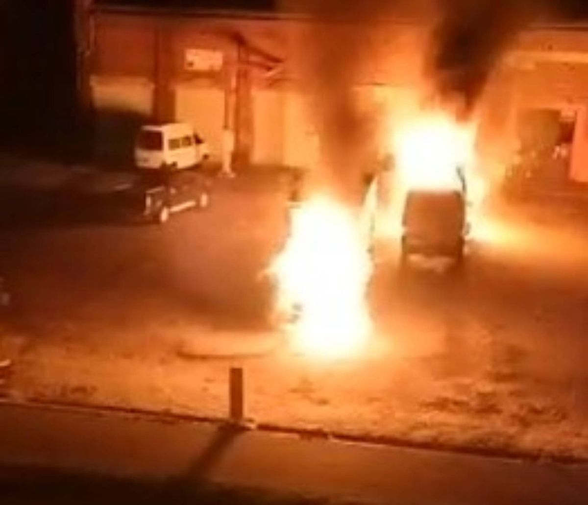 Pożar samochodów w Nowej Soli