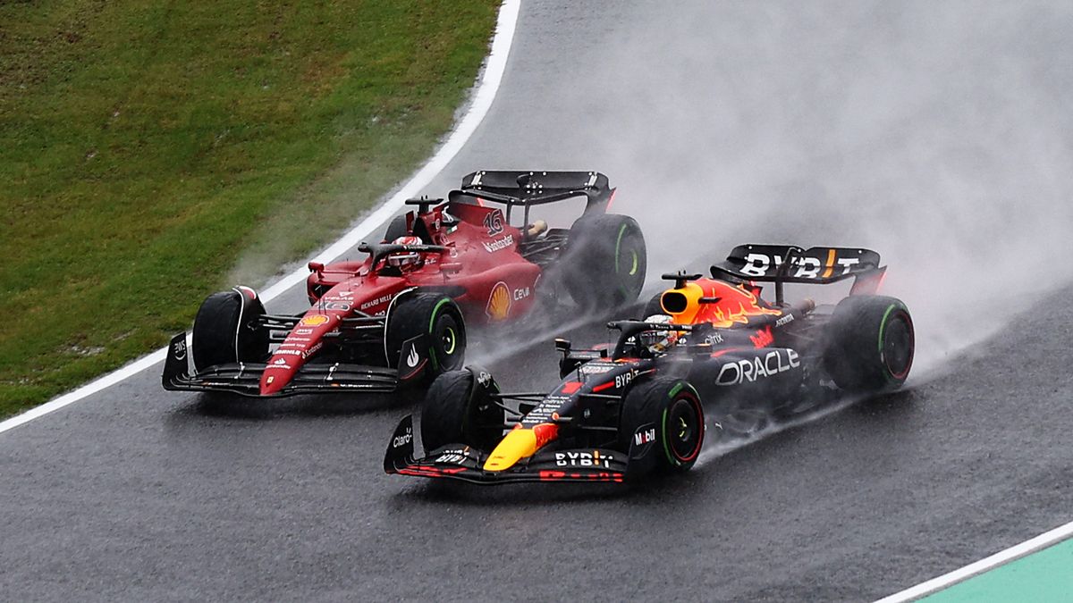 Max Verstappen w walce z Charlesem Leclercem