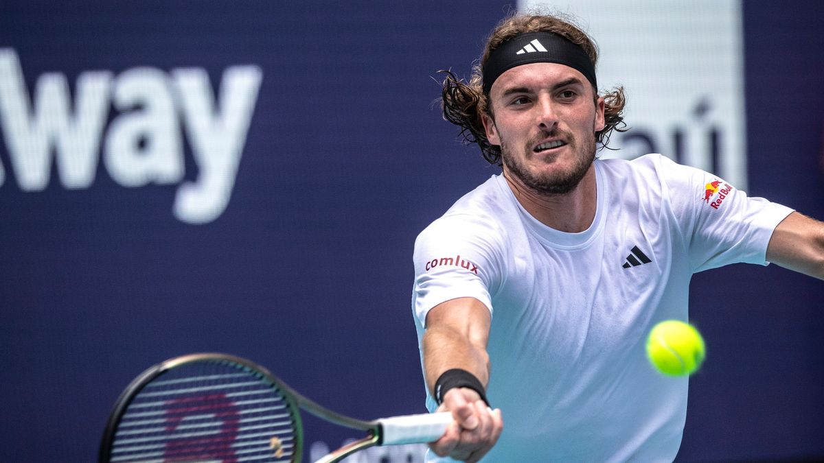 PAP/EPA / Cristobal Herrera-Ulashkevich / Na zdjęciu: Stefanos Tsitsipas