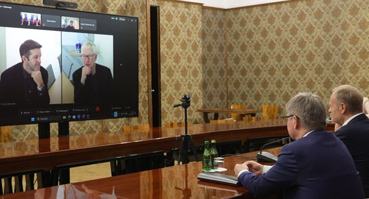 Premier Tusk rozmawiał z szefami Apple. Tematami bezpieczeństwo dzieci w sieci i inwestycje