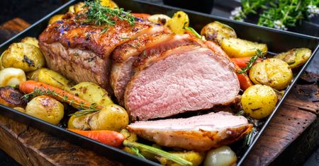 Co roku na Dzień Dziadka robię pieczeń w glazurze. Jej smak jest nie do podrobienia