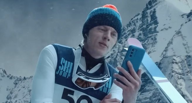Mistrz świata w skokach narciarskich reklamuje ING Bank Śląski
