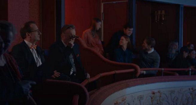 Balet „31 łabędzi i jezioro” w reklamie Orange