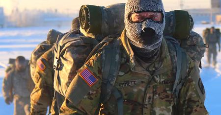 Arctic Angels i lodołamacze. Pentagon odbudowuje zdolności do walki w Arktyce