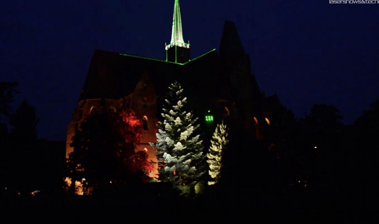 Wrocław. Iluminacje w Ogrodzie Botanicznym aż do Walentynek. Zachwycają mieszkańców