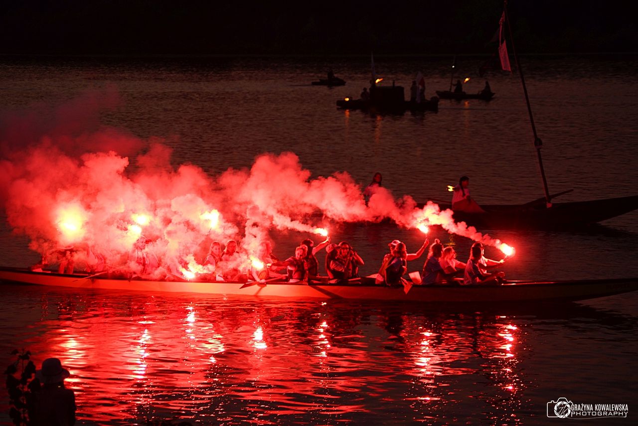 Festiwal Wisły 2025: Moc gitar i blask łodzi – niezapomniany wieczór nad Wisłą