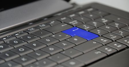 Księgowość online – czy warto skorzystać z takiego rozwiązania?
