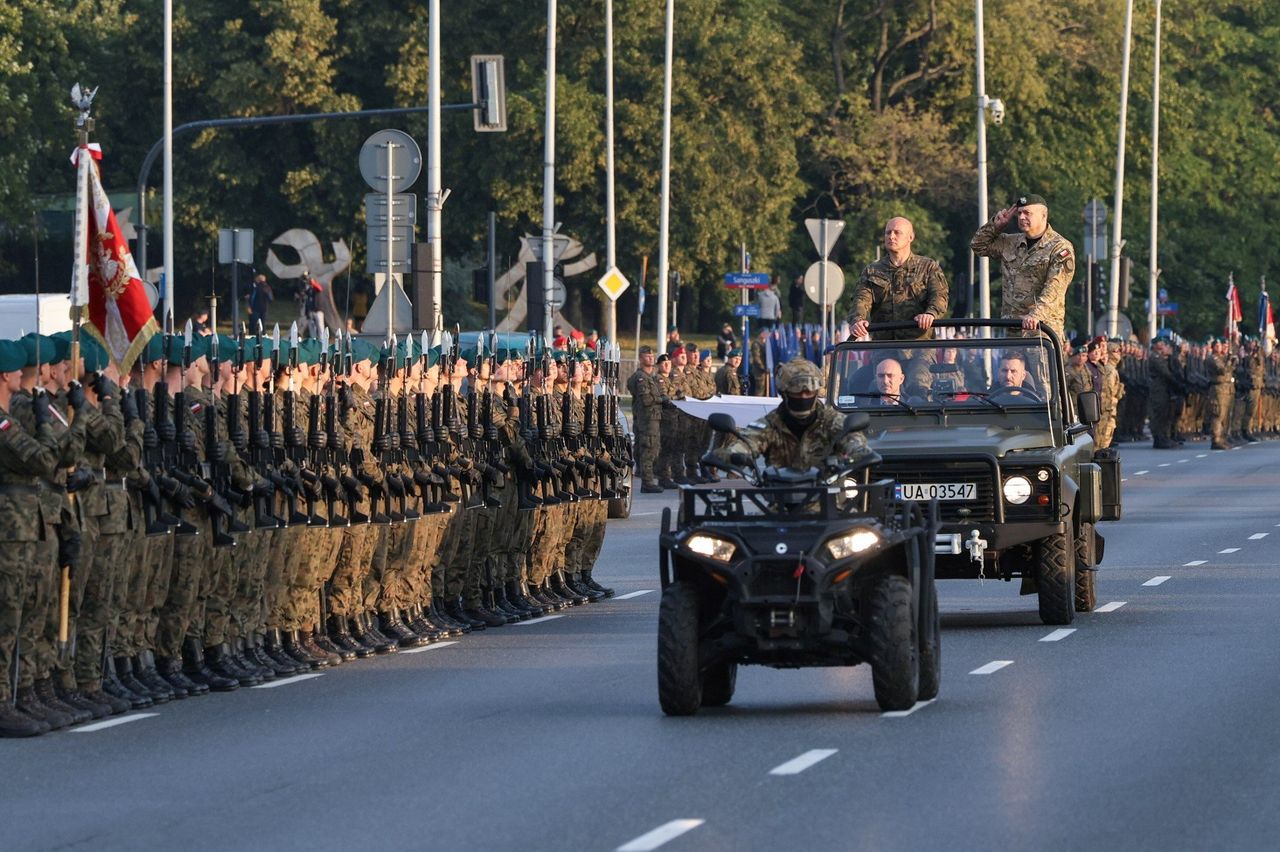 Warszawa: Próba generalna Wielkiej Defilady Sił Zbrojnych RP