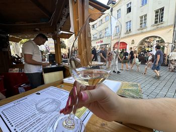 Lubelskie: Gdzie pije się najwięcej alkoholu? Sprawdź, które gminy są na czele zestawienia!