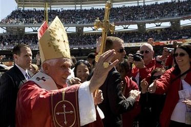 Papież spotkał się z osobami molestowanymi przez księży