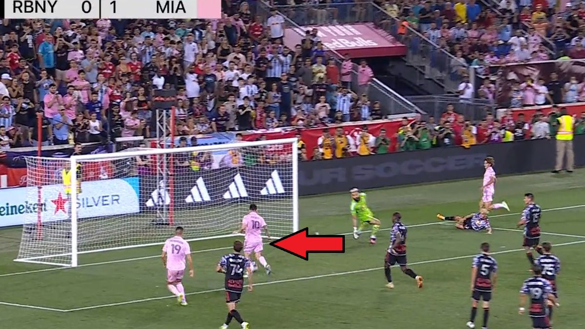 Twitter / Major League Soccer / Na zdjęciu: uderzenie Lionela Messiego