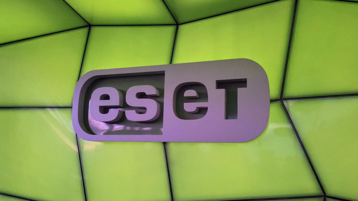 Logo ESET w siedzibie firmy w Bratysławie (fot. A. Rymsza)