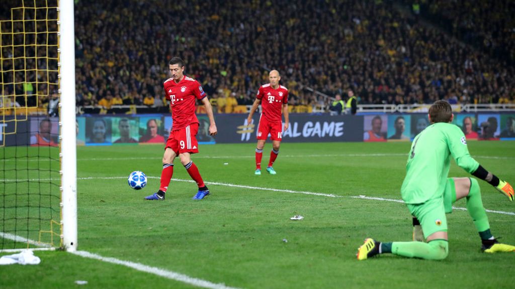 Zdjęcie okładkowe artykułu: Getty Images / Alexander Hassenstein/Bongarts / Na zdjęciu: Robert Lewandowski