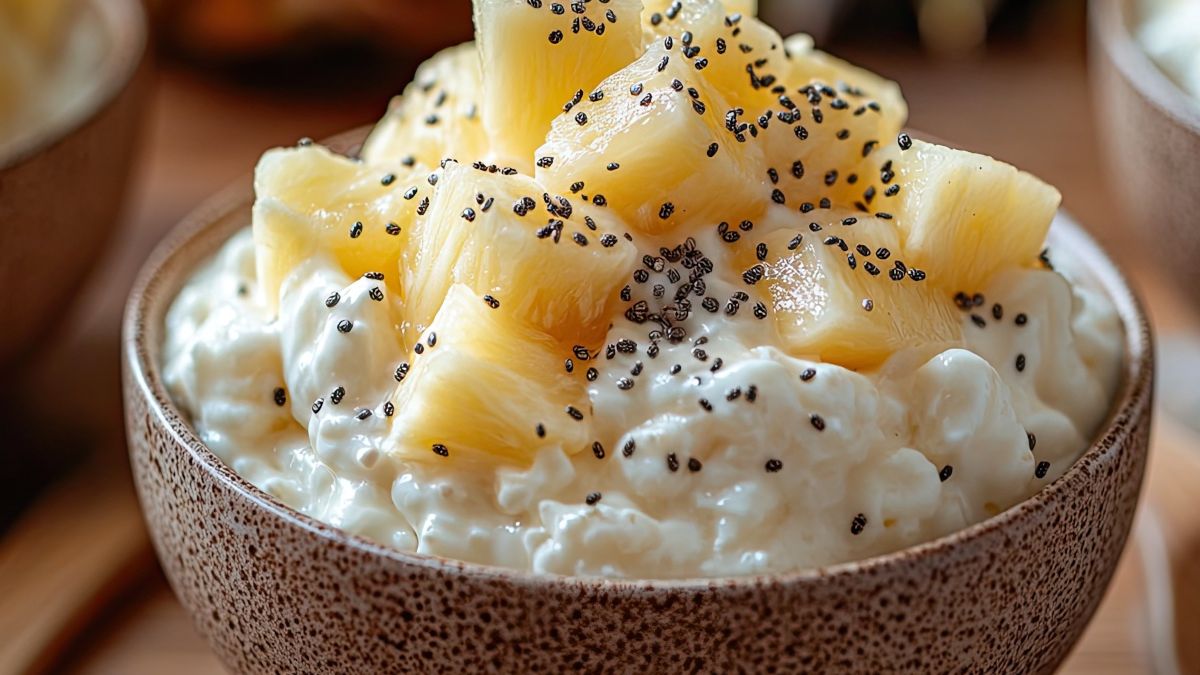 Serek wiejski z owocami