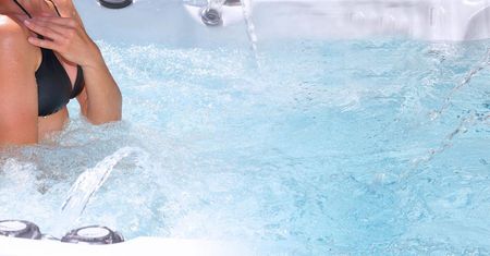 Mogła stracić nogę przez kąpiel w jacuzzi. Ostrzega innych przed pałeczką ropy błękitnej