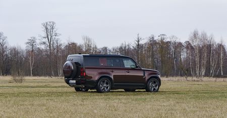 Test: Defender 130 P300 to ten największy. Jedna rzecz mnie rozczarowała, ale i tak go uwielbiam