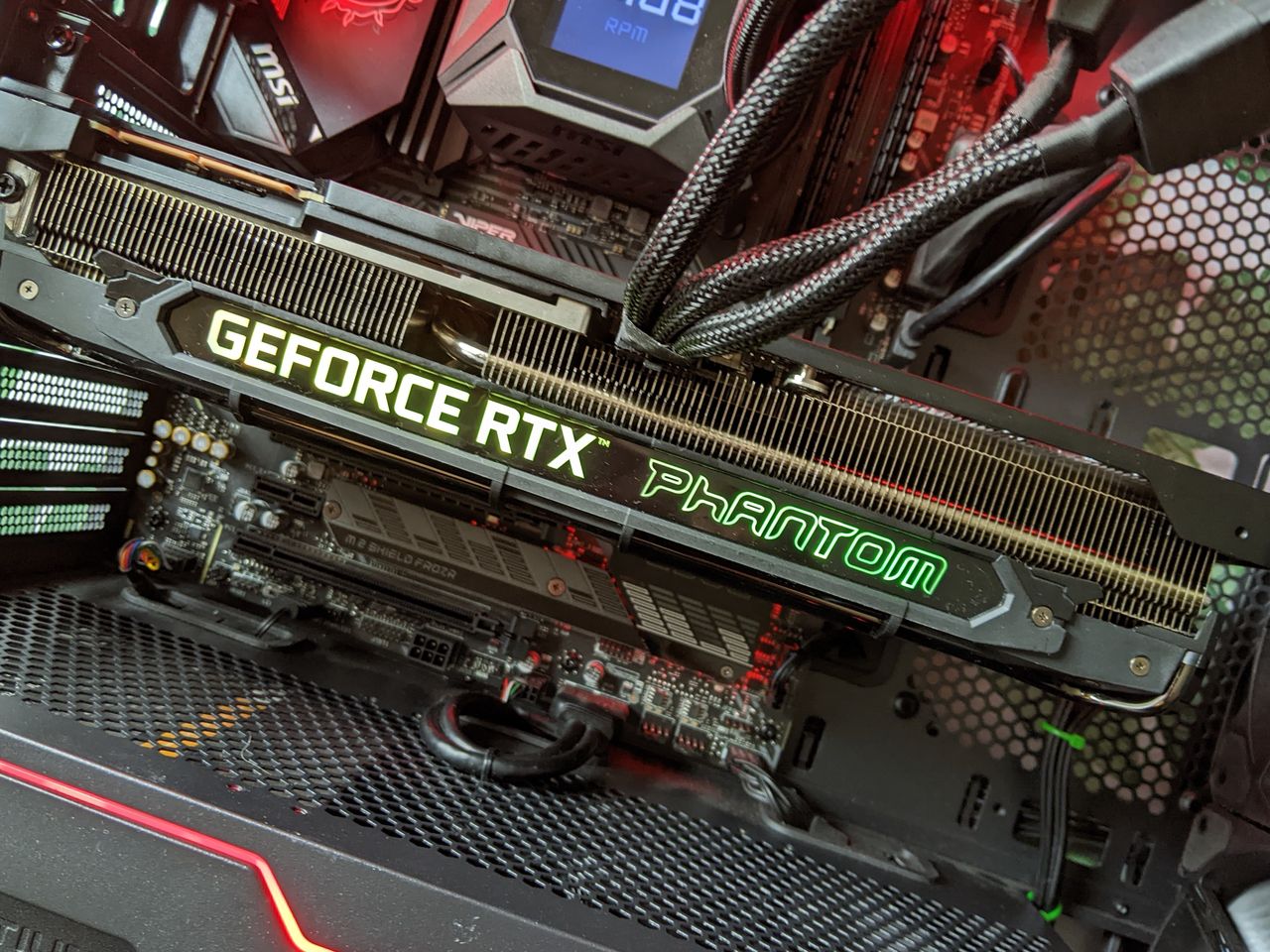 Gainward GeForce RTX 3090 Ti Phantom GS, test