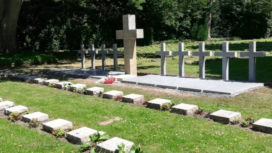 Cmentarz Ohlsdorf w Hamburgu.