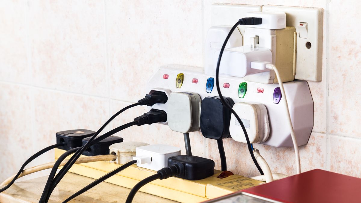 UE szuka sposobów na ograniczenie ilości elektrośmieci (depositphotos)