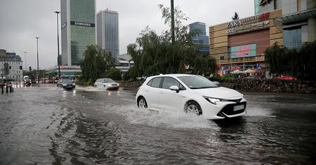 Warszawa podczas nawałnicy – największej od dekady!