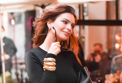 Wyszła spod prysznica. Zrobiła sobie zdjęcie w lustrze