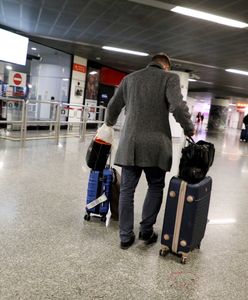 Paszporty covidowe. Wiceszef MSWiA: jest bardzo dużo kontrowersji