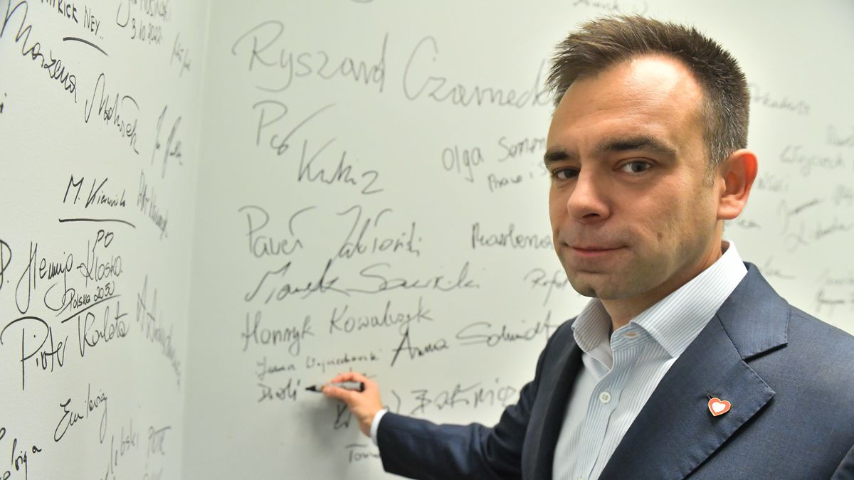 Andrzej Doma�ski
Piotr Nowak
PAP, polityk, portret, sesja zdj�ciowa, studia pap, studio pap, polityka, podpis, podpisuje, podpisywanie, sk�adanie podpisu, Koalicja Obywatelska, Koalicji Obywatelskiej