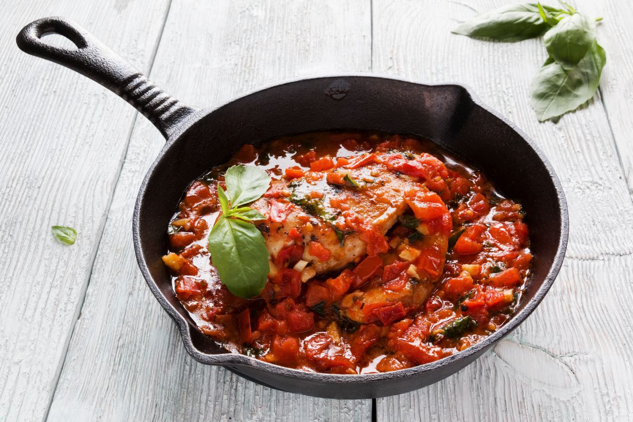 Potrawka z indyka w pomidorach i kukurydzy