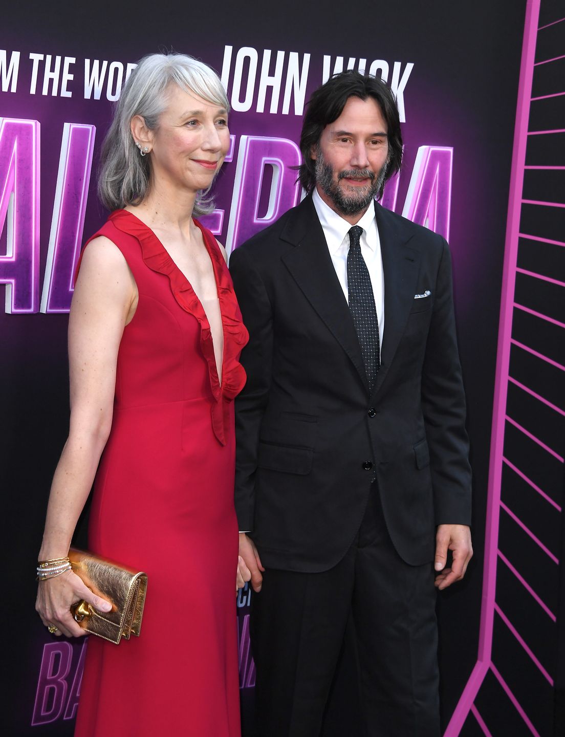 Keanu Reeves z ukochaną na premierze "Balleriny"