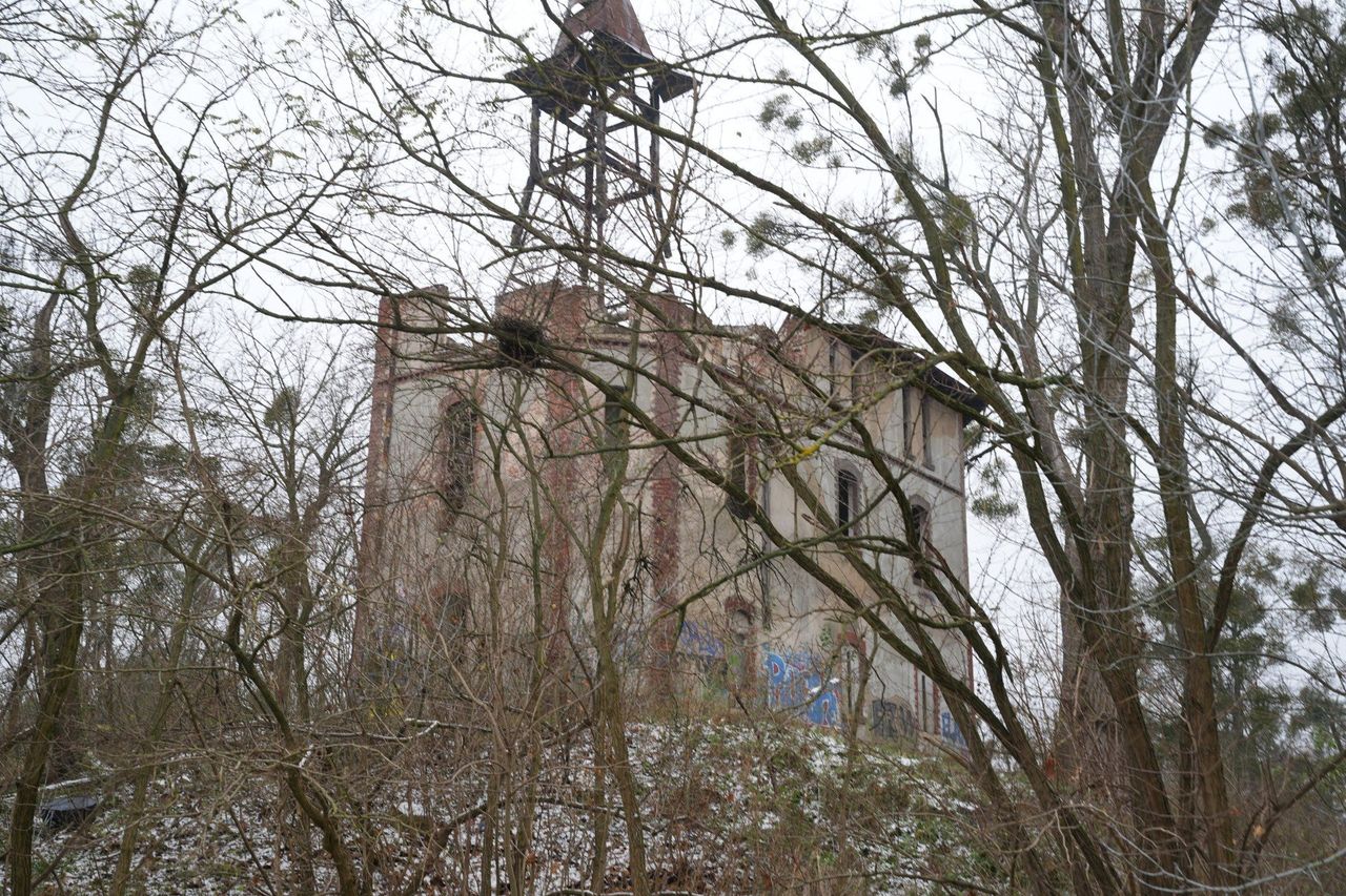 Toruń: Zabytek ze wzgórza na Podgórzu w końcu odzyska blask. Co będzie się tu mieścić?