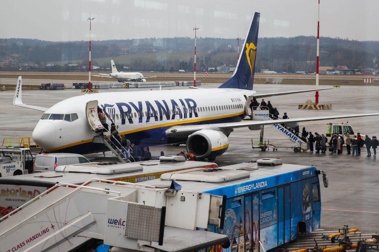 Ryanair zmienia zasady. Od 1 sierpnia nowe wymiary bagażu podręcznego