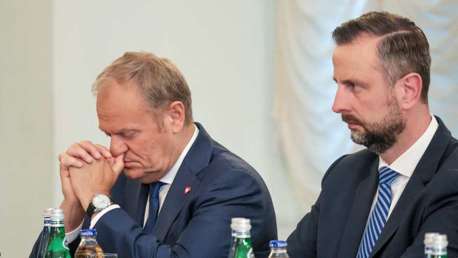 Rada Bezpiecze?stwa Narodowego
Fot. Adam Burakowski/East News, 18.06.2025.  Posiedzenie Rady Bezpieczenstwa Narodowego, dotyczace bezpieczenstwa energetycznego pa?stwa oraz polskich priorytetow na Szczyt NATO w Hadze.
N/z: premier Donald Tusk, wicepremier Wladyslaw Kosiniak-Kamysz
Adam Burakowski