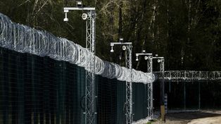 Finlandia ukończyła budowę pierwszych 35 km ogrodzenia na granicy z Rosją. Zatrzyma imigrantów?