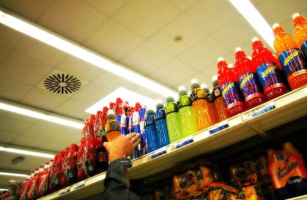 Energy drinki - co zawierają, i czy są bezpieczne? (fot.: sxc.hu)