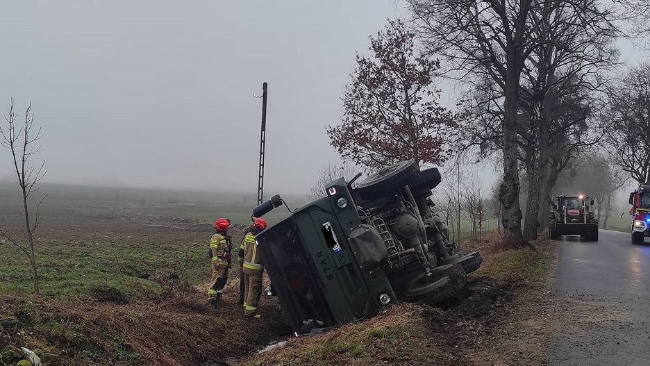 Wypadek z udziałem wojskowej ciężarówki